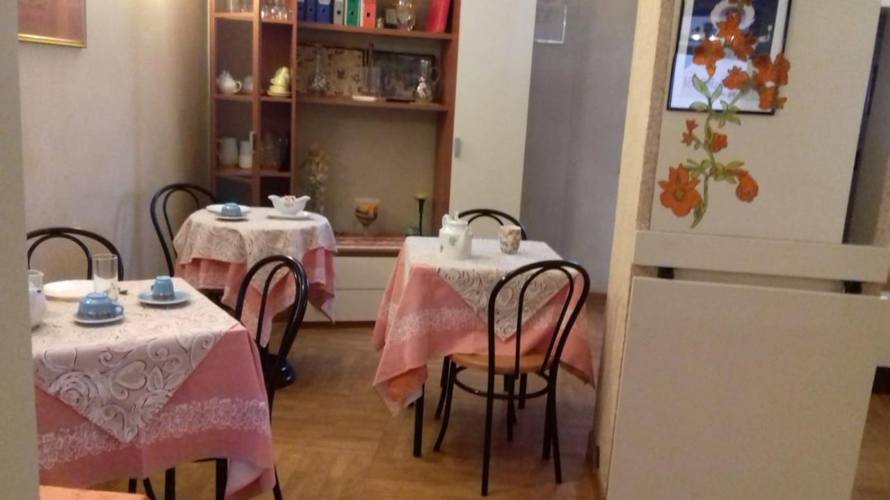 Hotel Centrale Chiusi Luaran gambar