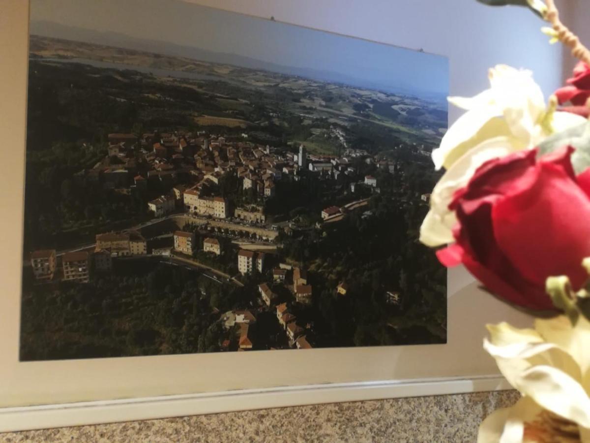 Hotel Centrale Chiusi Luaran gambar